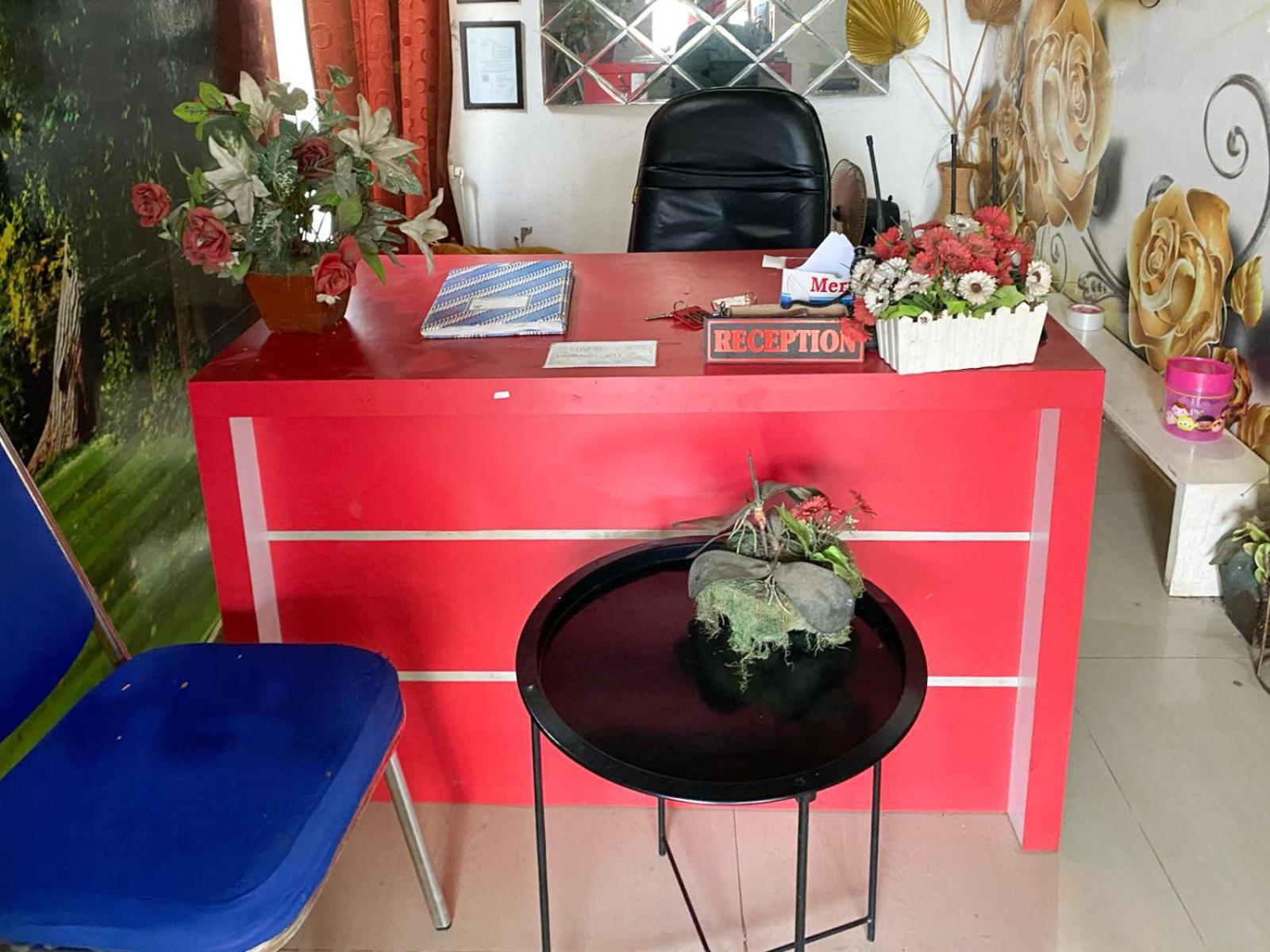 Reddoorz Near Pantai Idola Banyutowo Hotel D'Llala Pati Extérieur photo